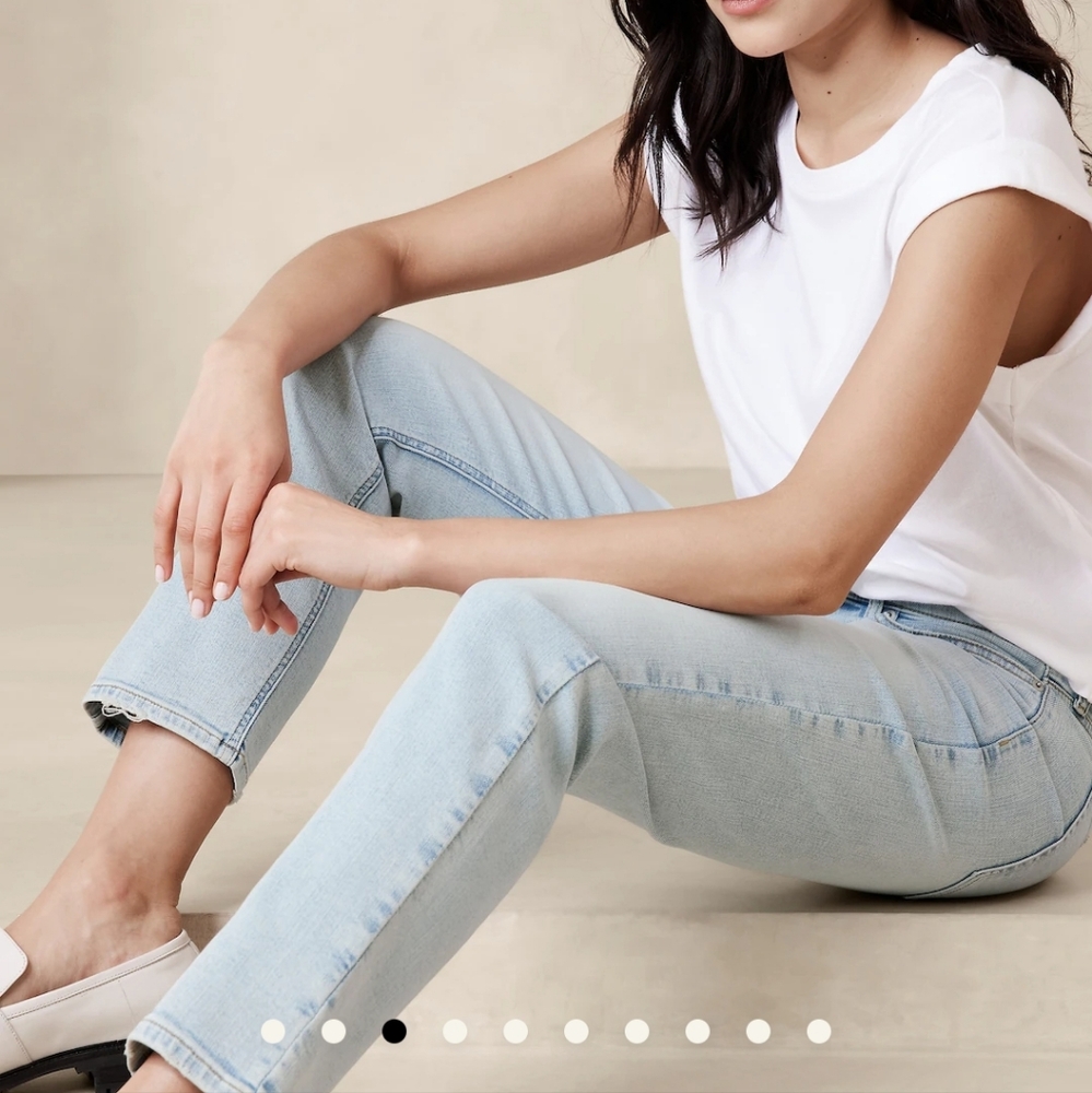 Banana Republic Slim Mid-Rise Jean in Vintage Stretch Light Wash, Size 28/6, NWT